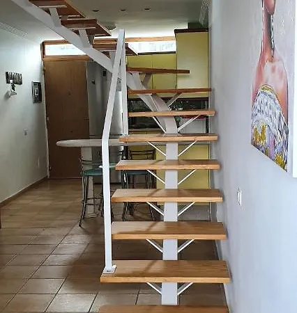 Barber Brisas דירה